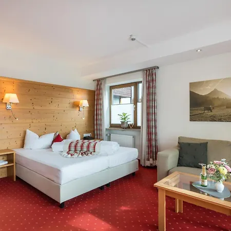 Landhotel Gockelwirt Eisenberg  Eksteriør billede