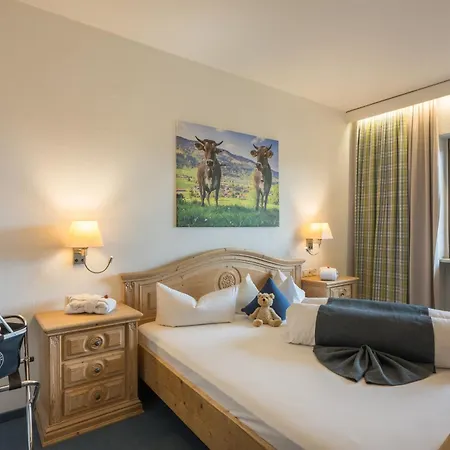 Landhotel Gockelwirt Eisenberg  Eksteriør billede